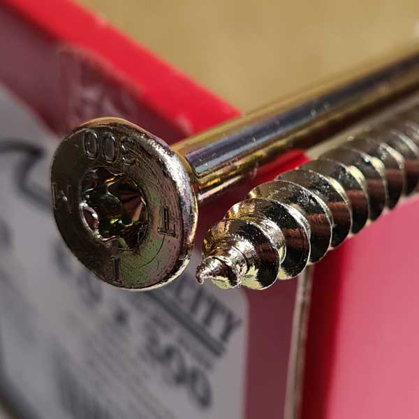 Detail image for the 8.0 x 300mm Pozi Countersunk Velocity Premium Wood Screws from Fusion Fixings. Show the head and point of the screw.