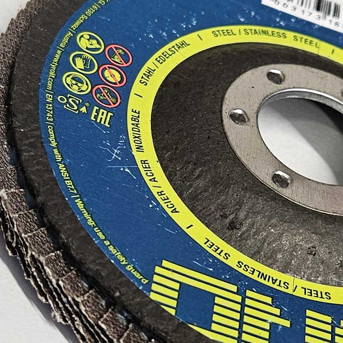 Detail image of the Tyrolit ONE 40 Grit Flap Discs, 115mm, 2in1 Flap Discs, 27A, ZA40Q-B (Pack of 10)