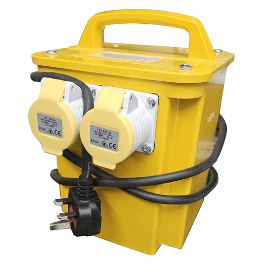 Faithfull Power Plus TRAN33A – 3.3 kVA Dual-Socket 110 V Site Transformer, IP44 Weatherproof